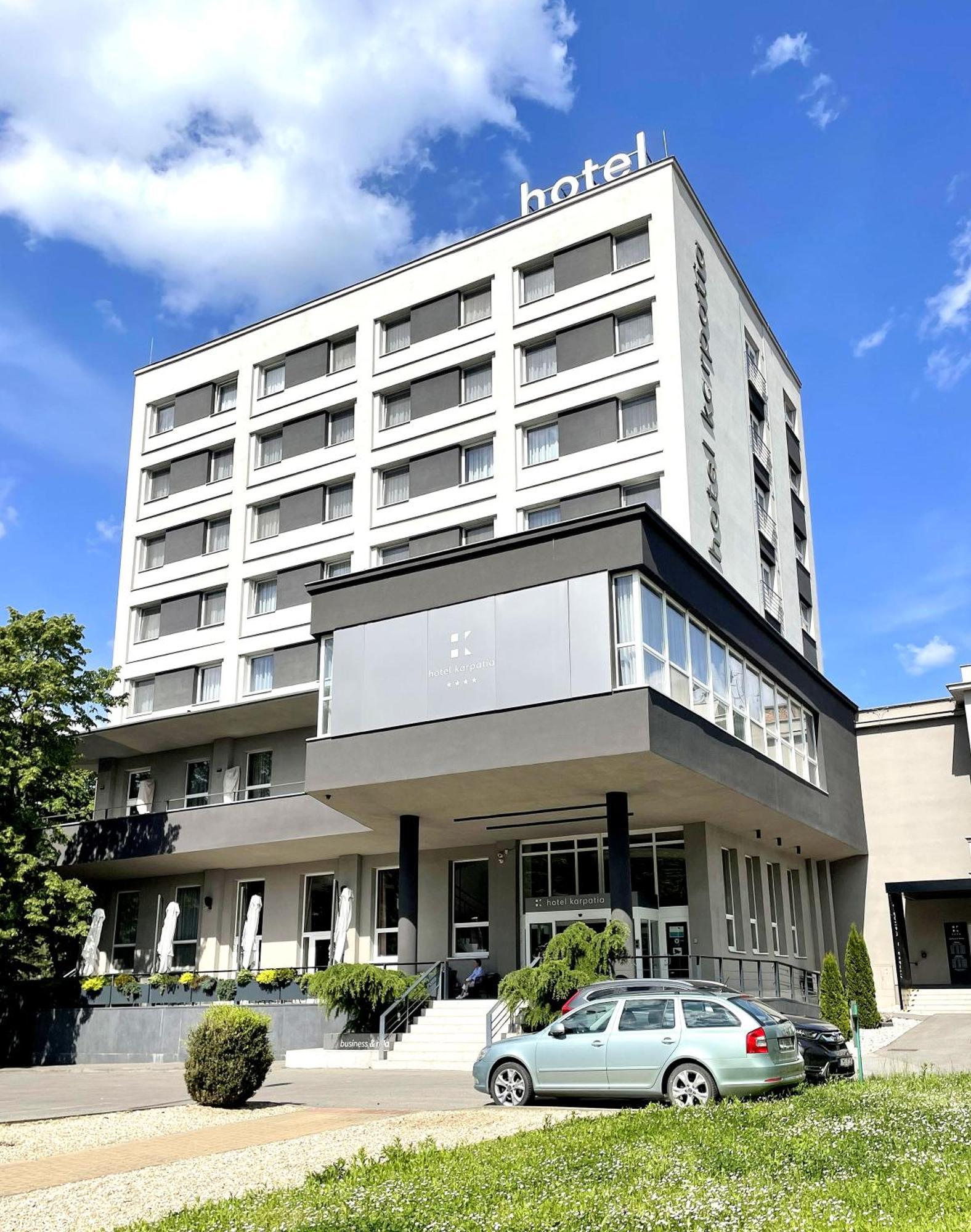 Hotel Karpatia Humenné 외부 사진